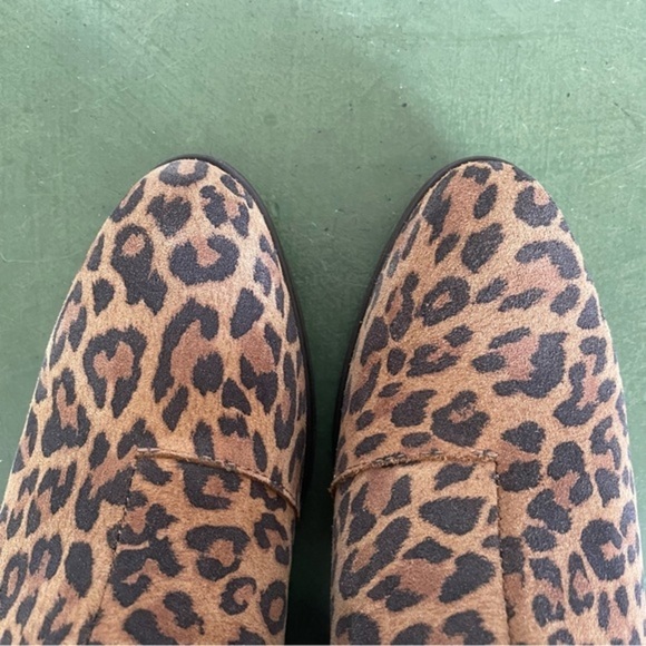 NWT Bos & Co. RECAP Waterproof Faux Leopard Leather Chelsea Boots *Portugal* - Picture 3 of 15